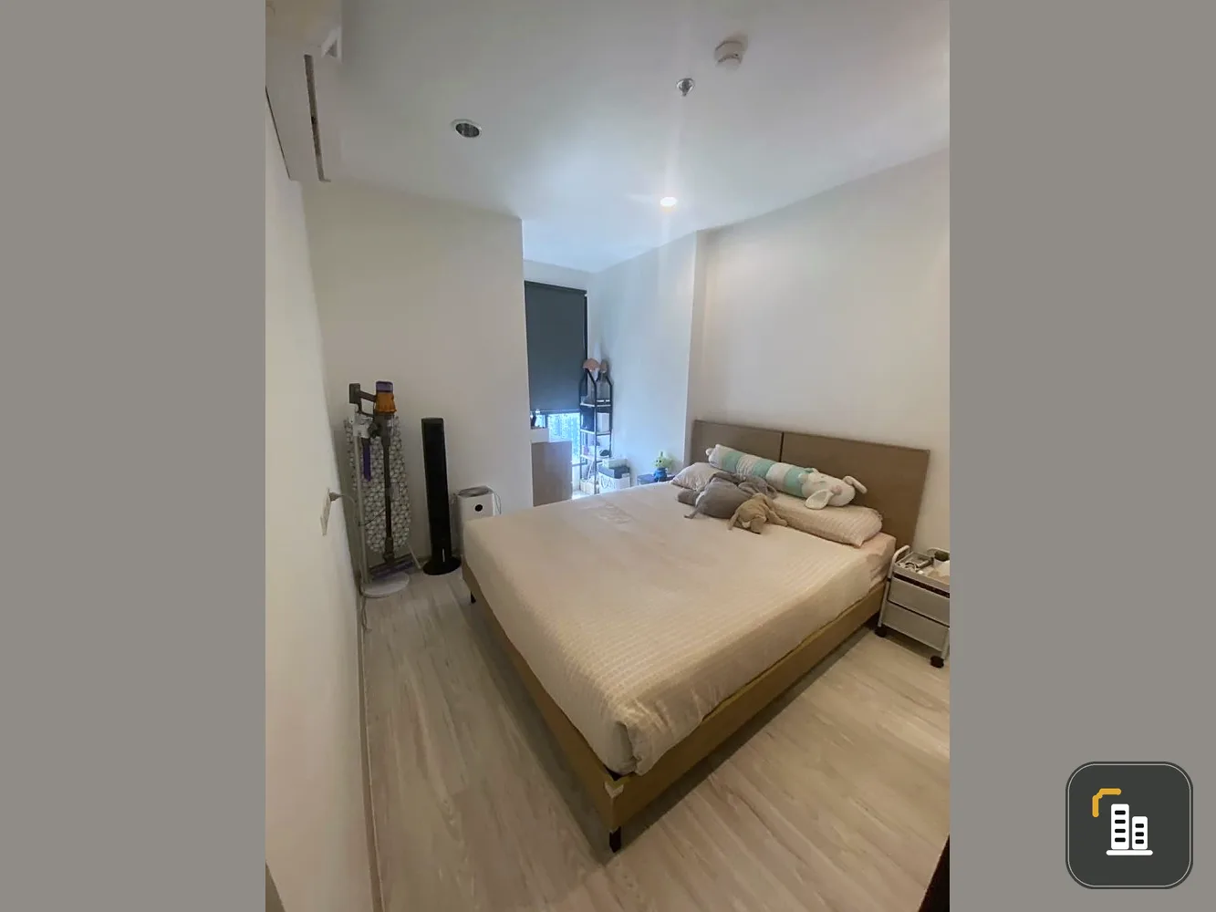 For sale rent: Ideo Mobi Wong Sawang Interchange, 20th floor, bright room, west side, high view, don't want to miss it, book now.
