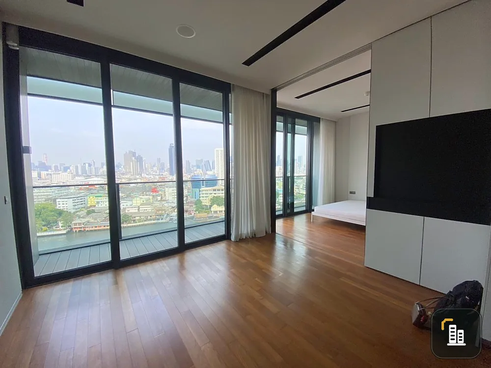 For rent Banyan Tree Residences Riverside, empty room, 11th floor, beautiful river view. Spacious area, don't miss it.