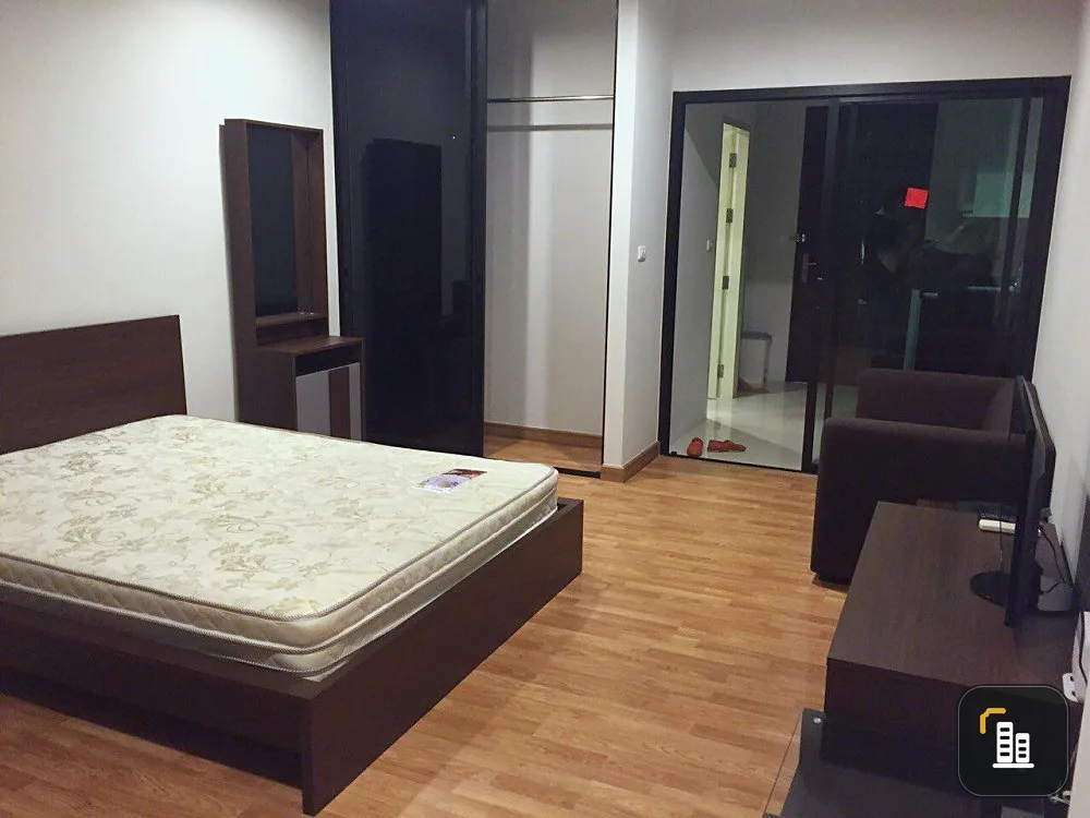 Condo for sale bangkok horizon P48, nice room, furnished + electrical appliances ready. Just carry your bag and move in.