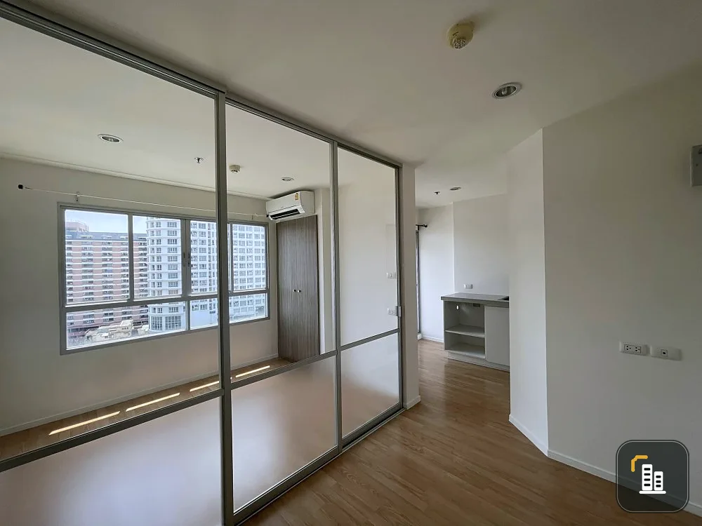 Lumpini Ville Ramkhamhaeng 60/2 for sale, empty room, already renovated. It's easy to rent out. It's good to live in it yourself. Hurry and reserve.