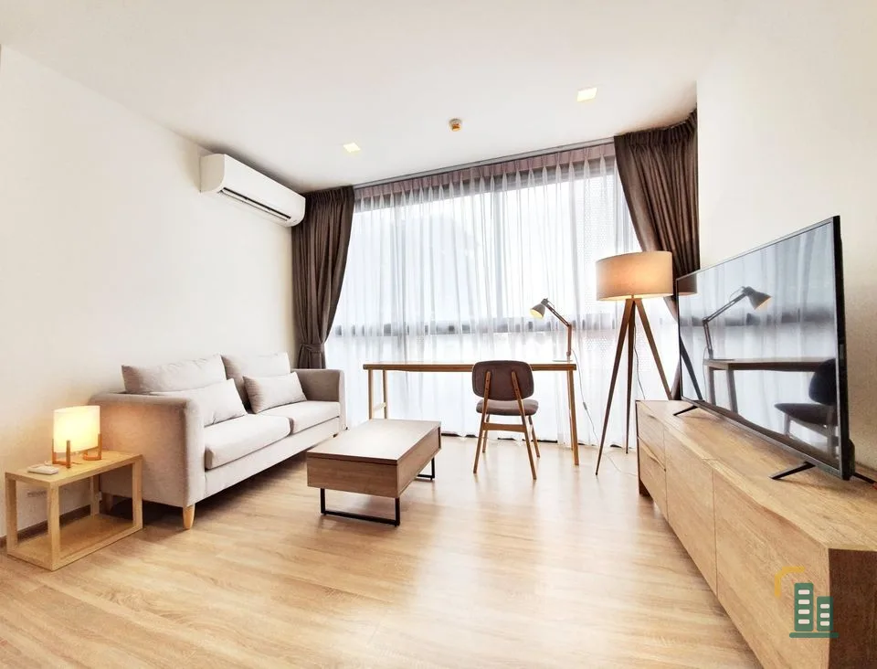 Urgent sale Taka House Ekkamai 12 rooms decorated in Japanese style. Homey is very nice. Complete amenities, buy it.