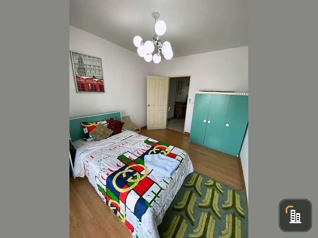 Very worthwhile. Condo for sale Supalai Park Ekkamai-Thonglor, fully furnished, city view, convenient transportation.