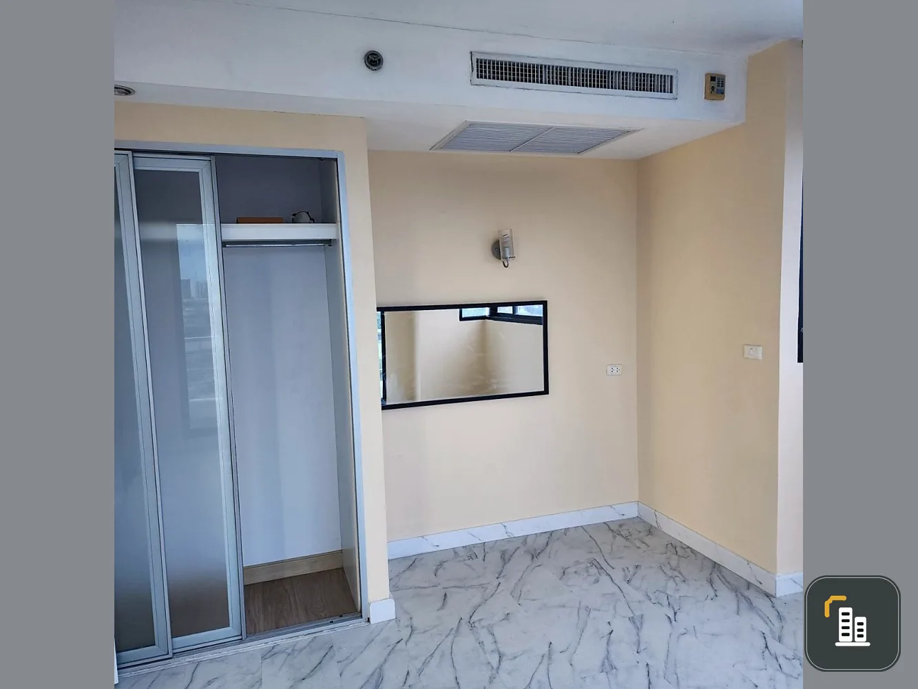 For rent, Supalai Casa Riva, spacious room, very livable, stylishly decorated. Don't just look, book now.