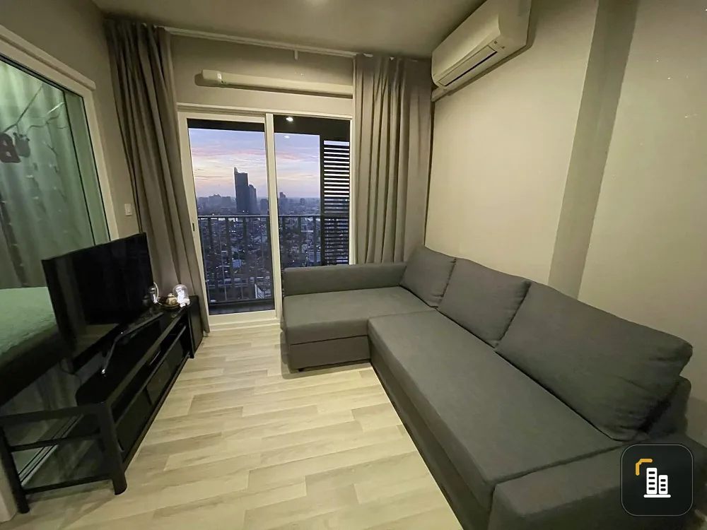 Condo for sale, The Key Sathorn-Charoenrat, 1 bedroom, 1 bathroom, 38th floor, high view, complete in one place, buy now.