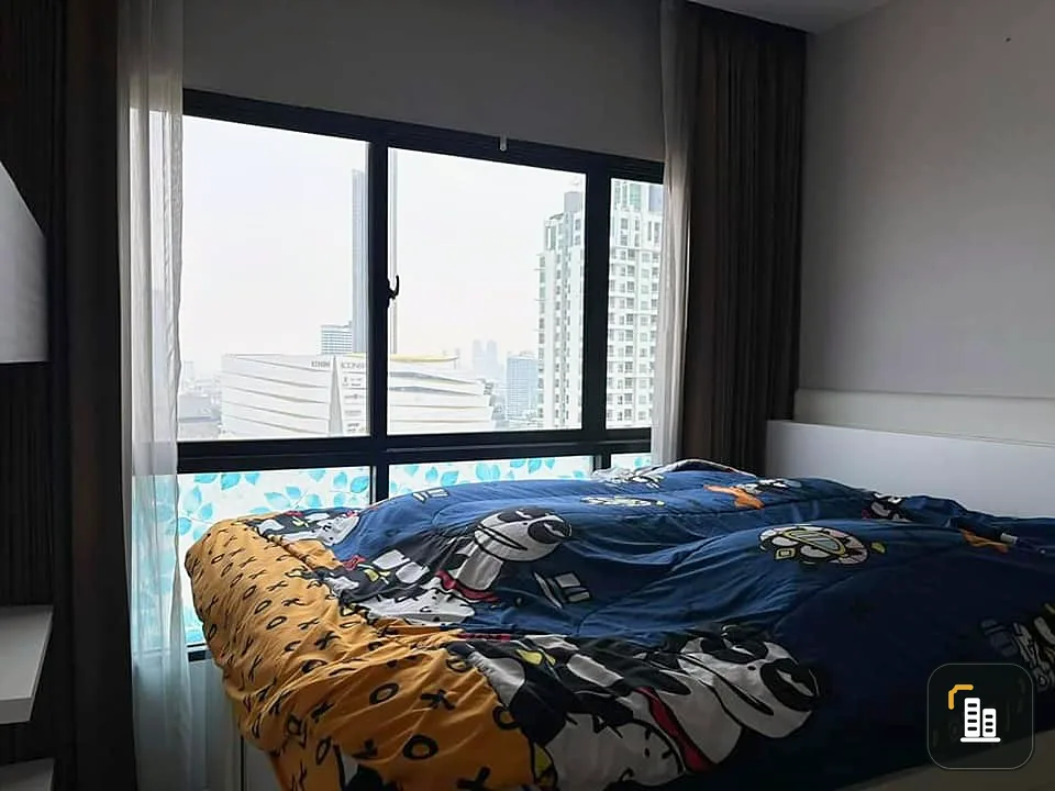 Urbano Absolute Sathorn-Taksin for sale, 25th floor, Icon Siam view, fully furnished, all in one place, great value, don't miss it.