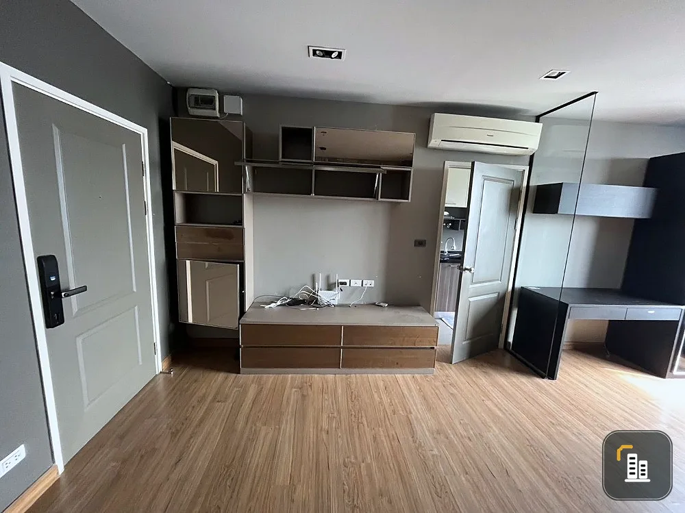 For sale: The Tree Bang Pho Station, 25th floor, river view, spacious room, comfortable, book now, urgent.