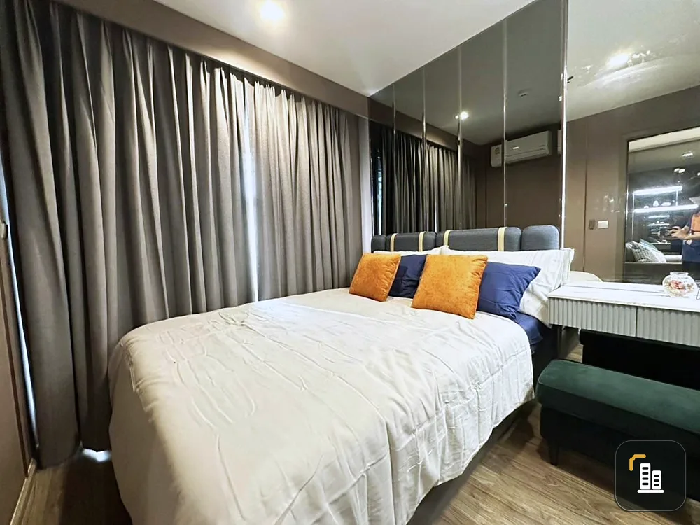 For rent, Life Ladprao Valley, beautifully decorated room, modern style, very livable. The room comes quickly and goes quickly. Hurry and reserve it.