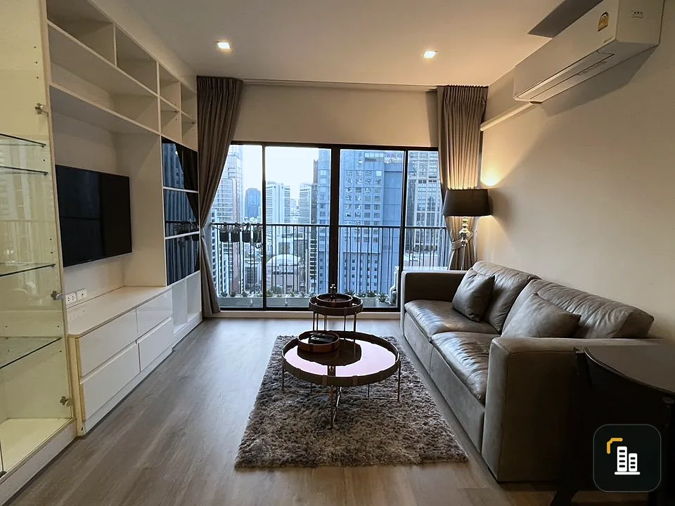 For rent: Noble Refine, high floor, good view, corner room, comes with complete decorations. Book now before it slips away.