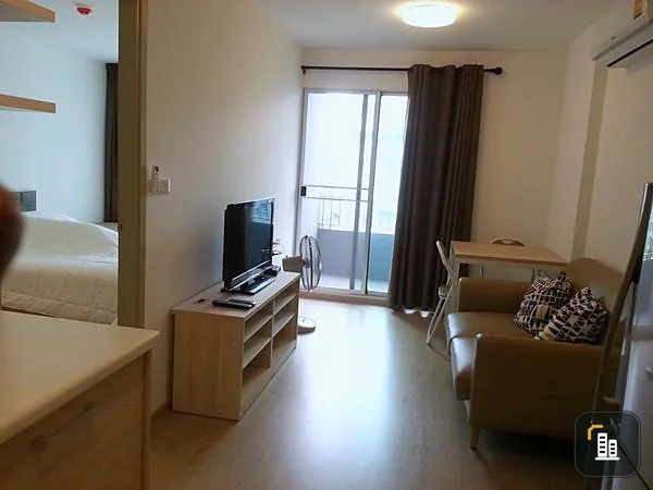 For sale, for rent, Elio Delray, Building A, 6th floor, very beautiful pool view, simple decorated room, nice to live in. If you don't reserve, you'll