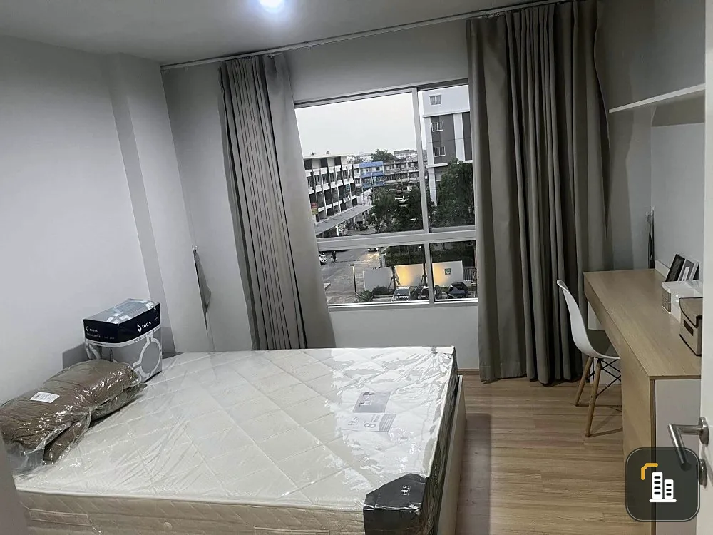 For sale: Baan Ruam Tang Fun 4 Phetkasem-Bang Khae. Corner room is very private. Complete amenities, hurry and reserve.