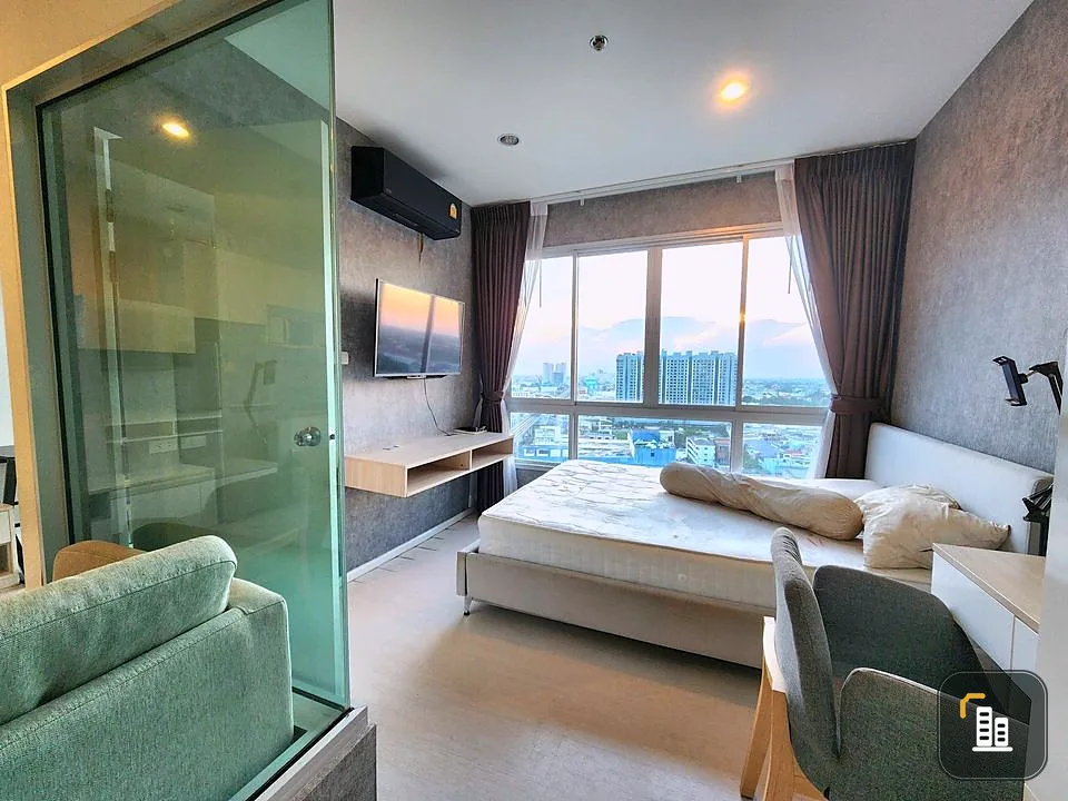 For sale: The Prodigy Phetkasem 62, beautiful city view beyond resistance, bedroom with awesome wallpaper, you must book now.