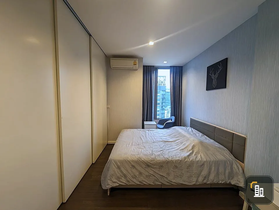 For rent: Naranine. The room is well proportioned. Big sofa, nice to sit on Complete amenities here in one place.