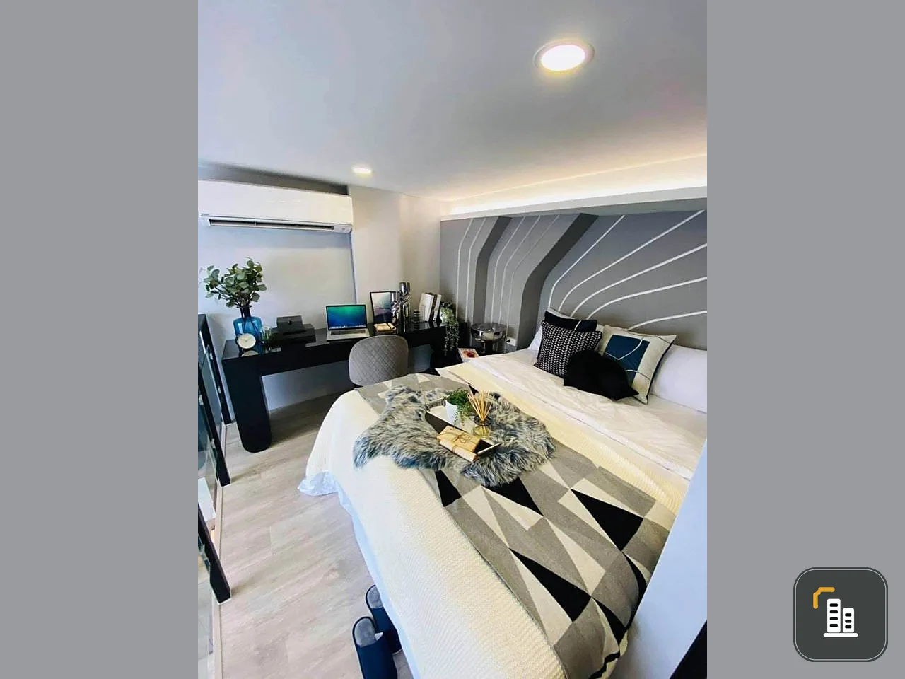 Down payment sale, Origin Plug & Play, Nonthaburi Station, view of Rattanathibet Road and swimming pool, no buildings blocking it, reserve now