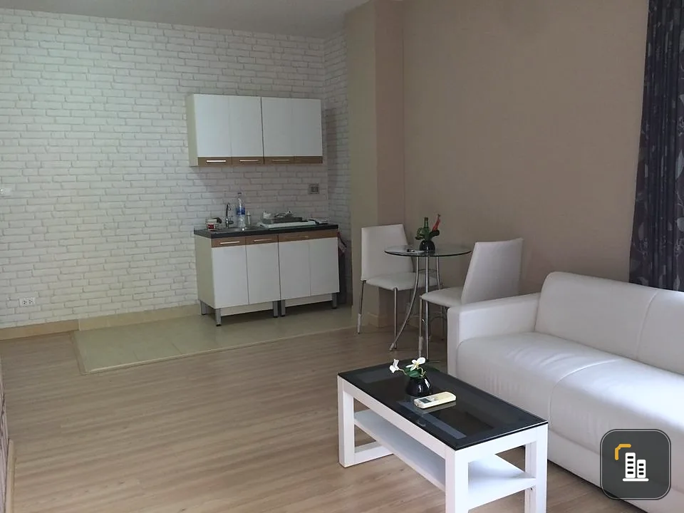 For sale: The kith condo Chaengwattana, 2nd floor, corner room, room with good wallpaper. Don't miss it, hurry to be the owner!1
