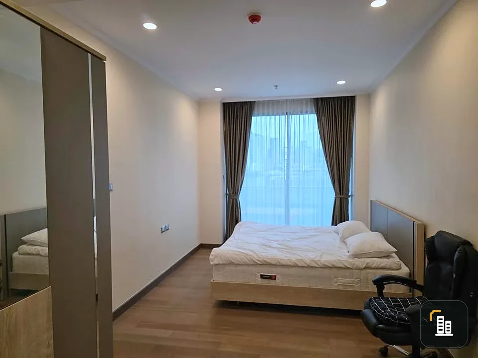For rent, Supalai Oriental Sukhumvit 39, large room, spacious, comfortable, fully decorated, complete functions, book now.