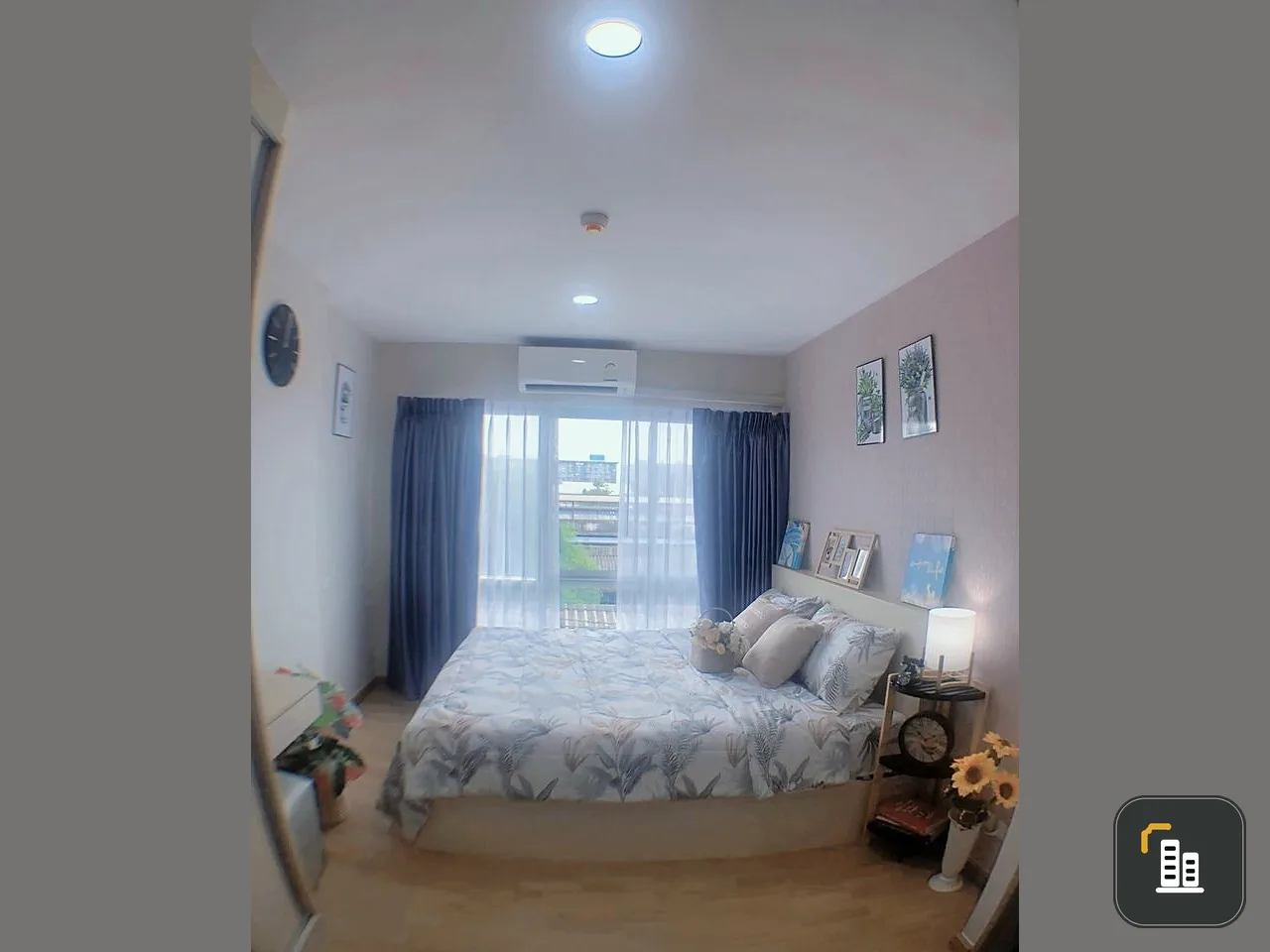 For rent: Be Condo Phahon Yothin. The room is divided into very good proportions. Complete with furniture Rooms come and go very quickly. Don't miss i