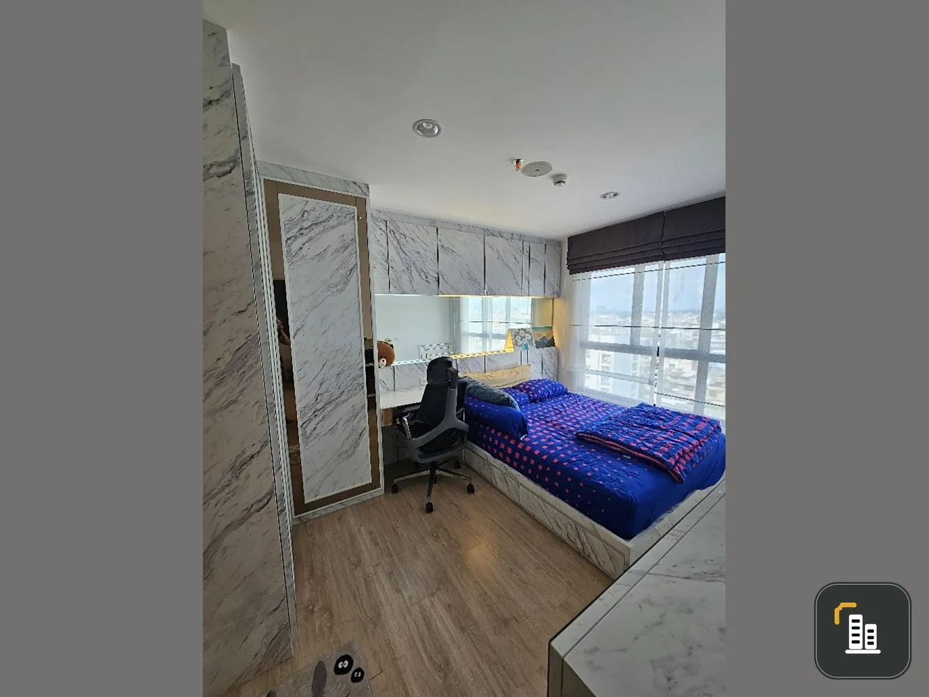 For rent!! Thana Astoria Condo, 12th floor, beautiful room, comes with complete decorations. Book now, don't miss it, hurry!!