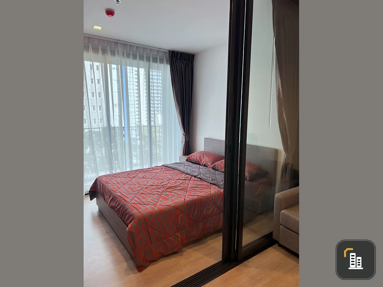 Condo for sale, The Line Phahonyothin Park, separated room, 8th floor, garden view, hurry and reserve now.