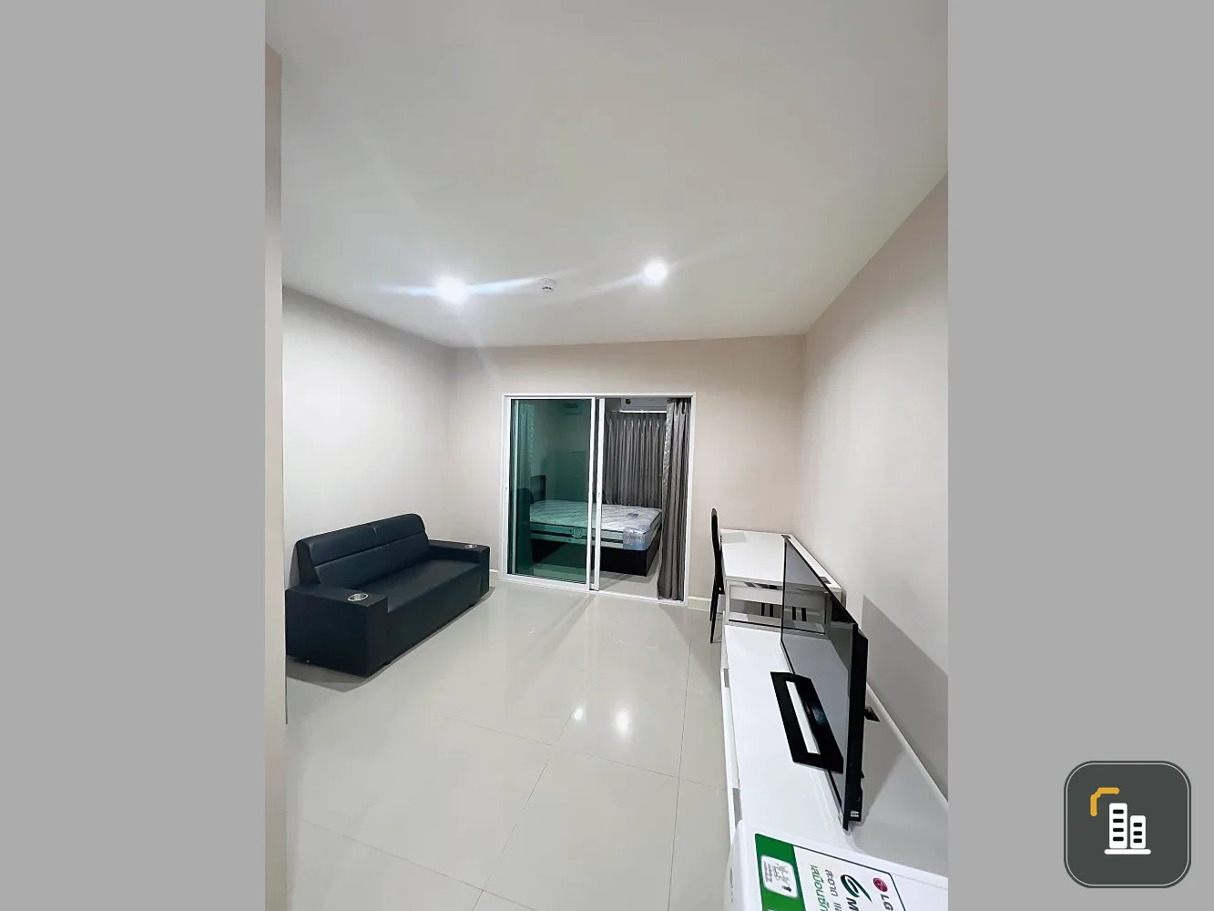 For sale/rent Metro Park Sathorn. The room is well proportioned. Complete amenities here in one place.