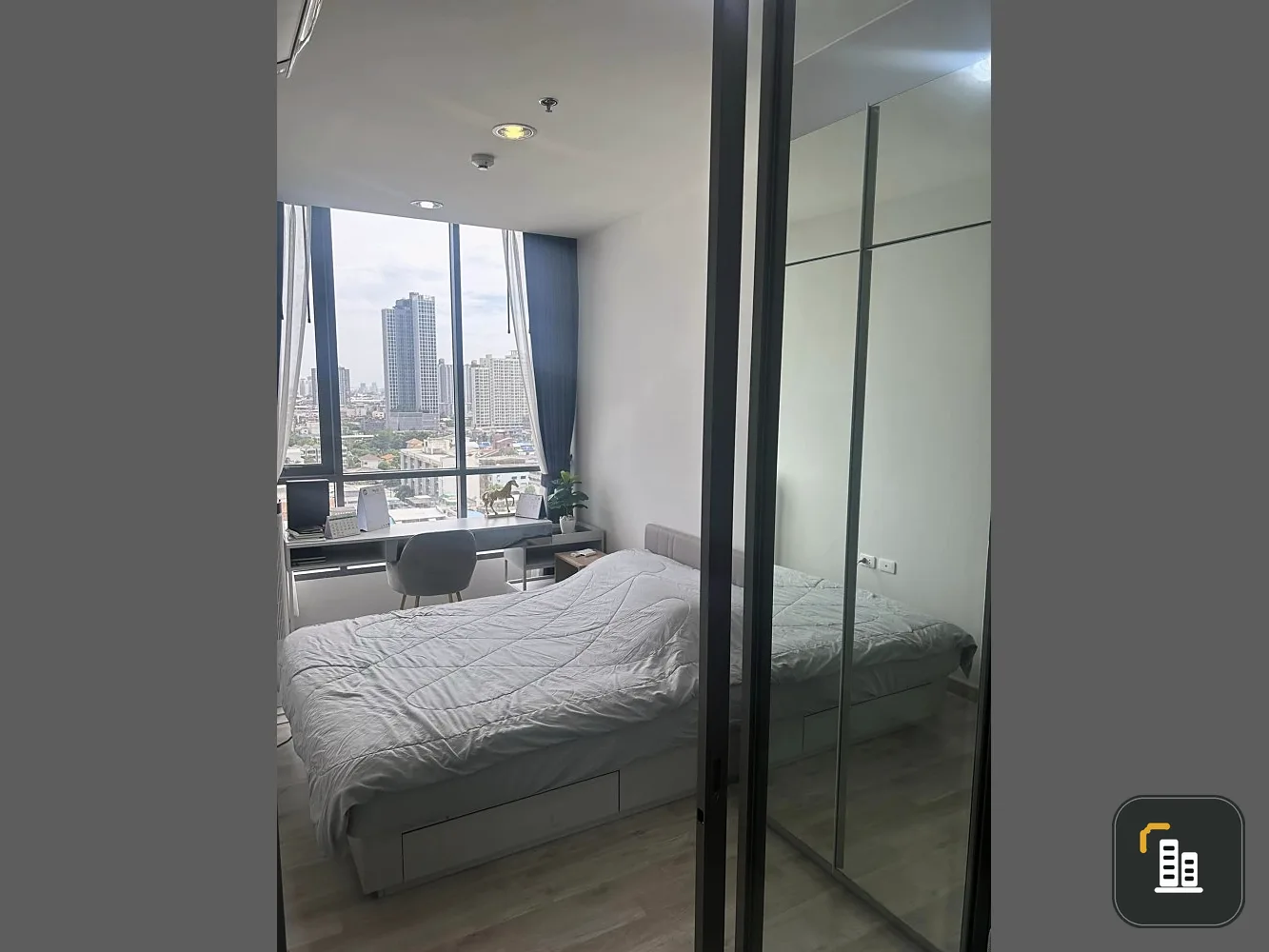 For sale: Niche Pride Tao Poon, tone control room. It's easy on the eyes when looking at it. I'm already comfortable. City view, great atmosphere.