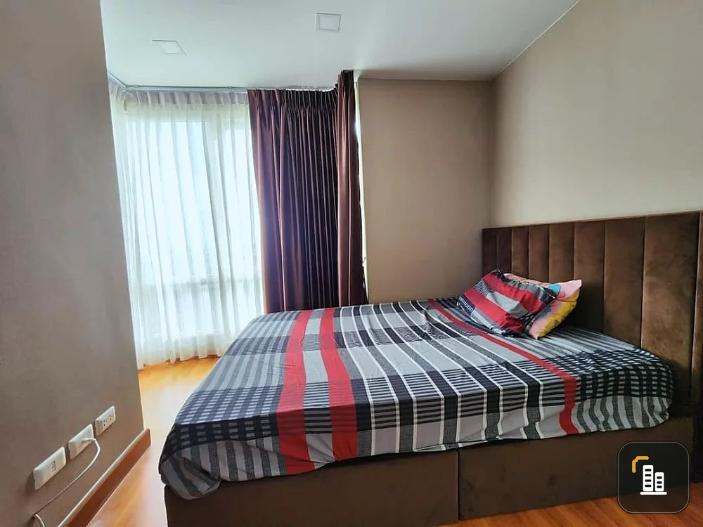 For sale: Airlink Residence Romklao, corner room, not next to anyone, near the elevator, airport view, no buildings blocking the view, book now.