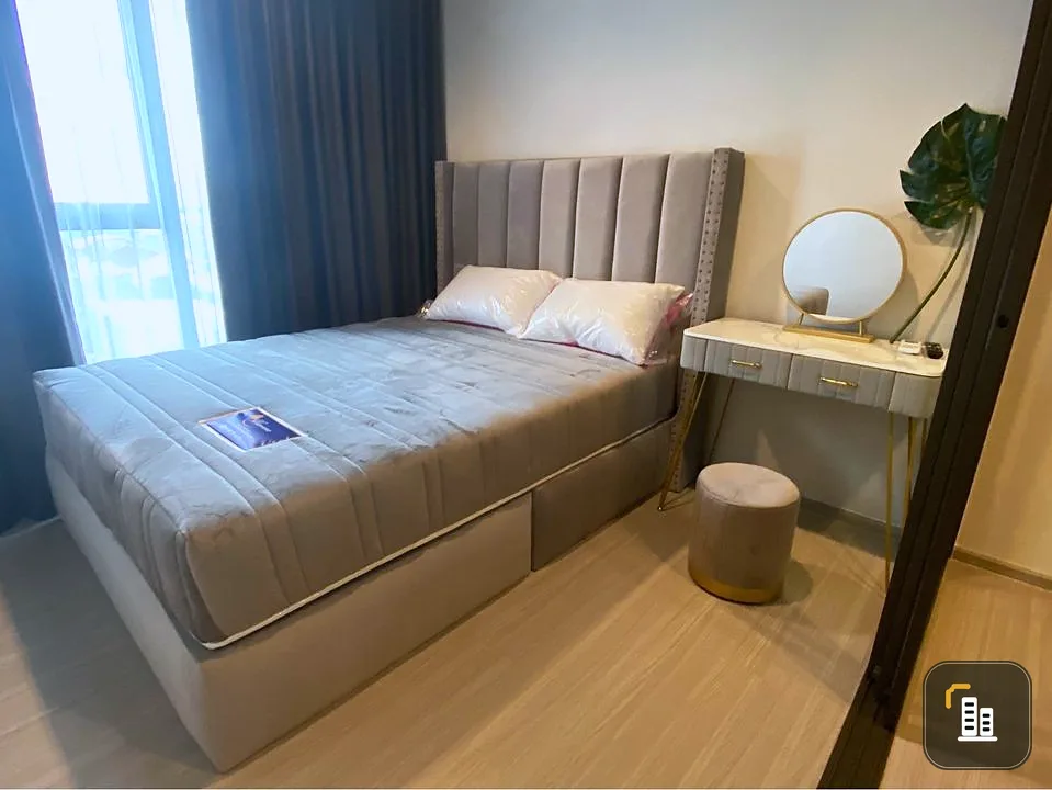 For rent: Life Asoke-Rama 9. The room is well proportioned. Clean and pleasing to the eye, you feel at ease. Don't delay, reserve now.