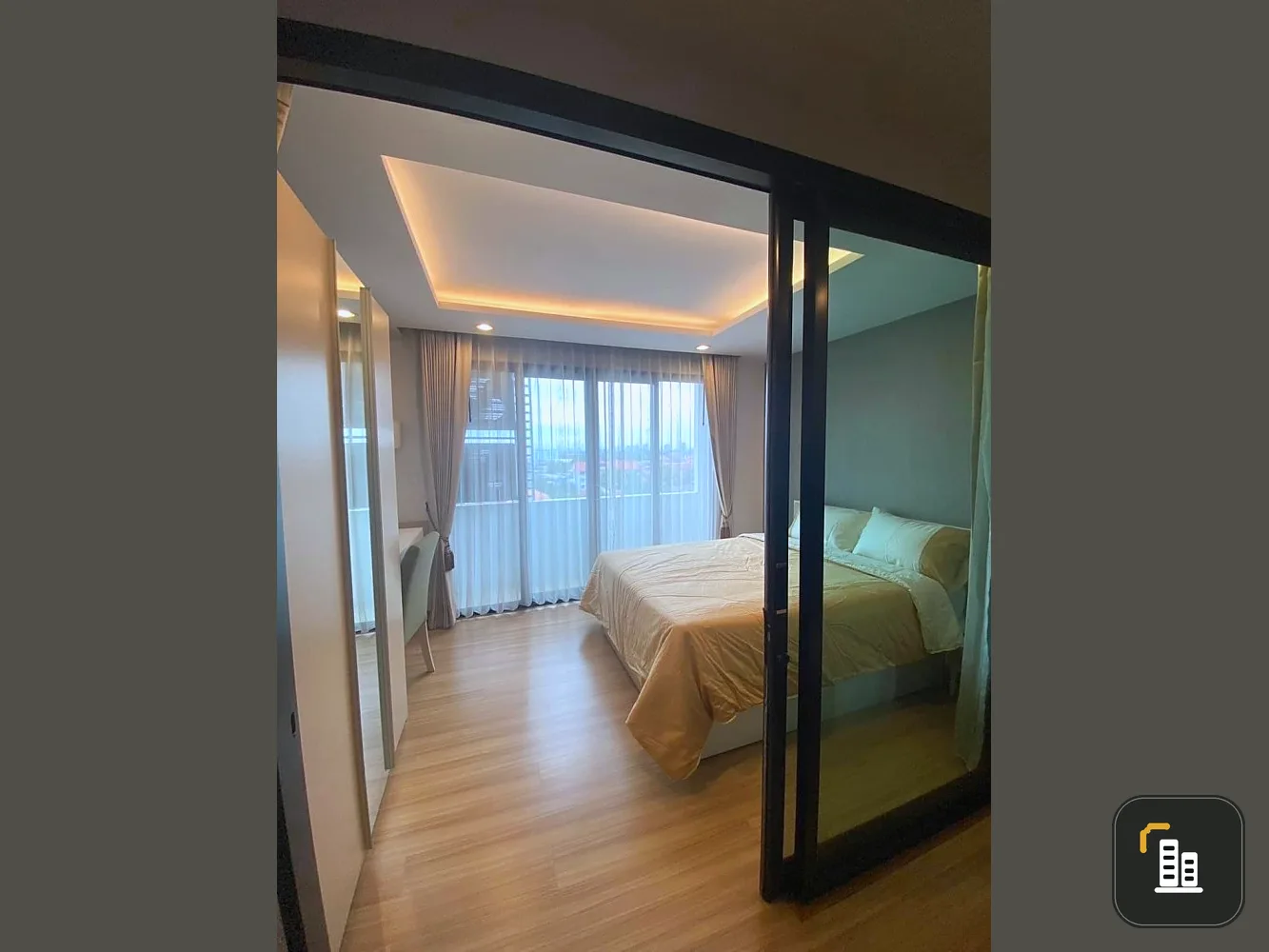 For sale 88 the terminal Sirindhorn-Pinklao The room is divided into proportions. The big bed is thick and comfortable to sleep on. A place you should