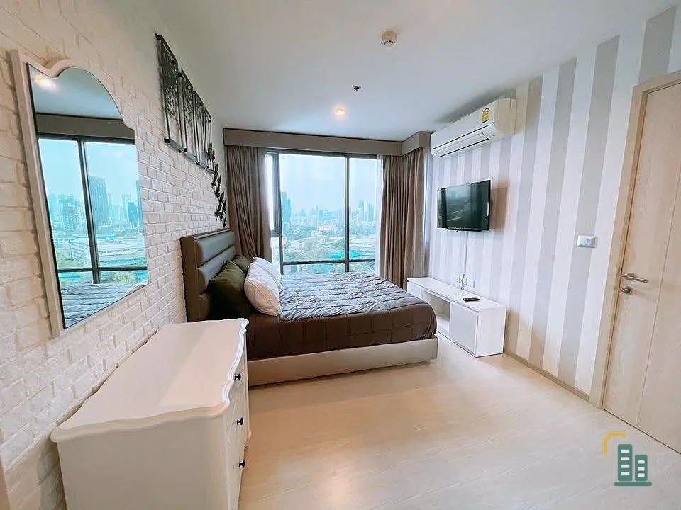 For rent, Rhythm Sukhumvit 42, 12th floor, open view, very comfortable for the eyes, well decorated, minimal style, reserve quickly.