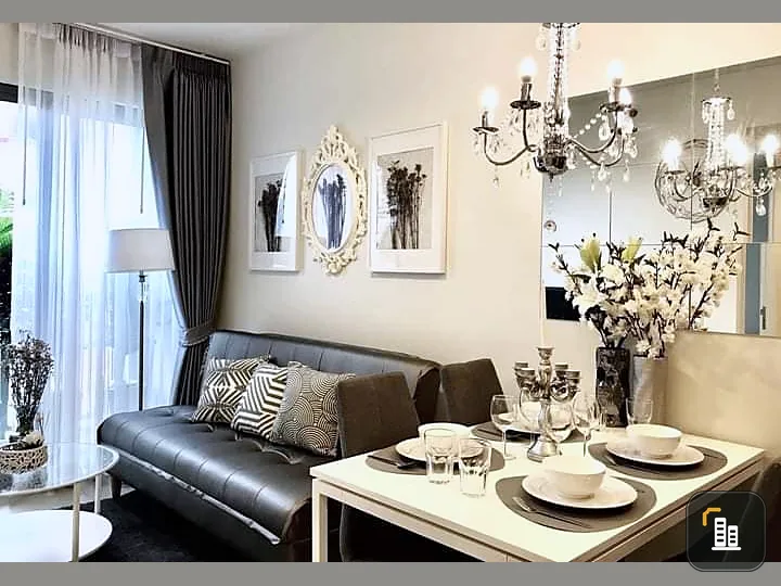 For rent: Unixx South Pattaya. The room is divided into proportions. Beautifully decorated. Very livable. The sofa is very comfortable to sit on. Hurr
