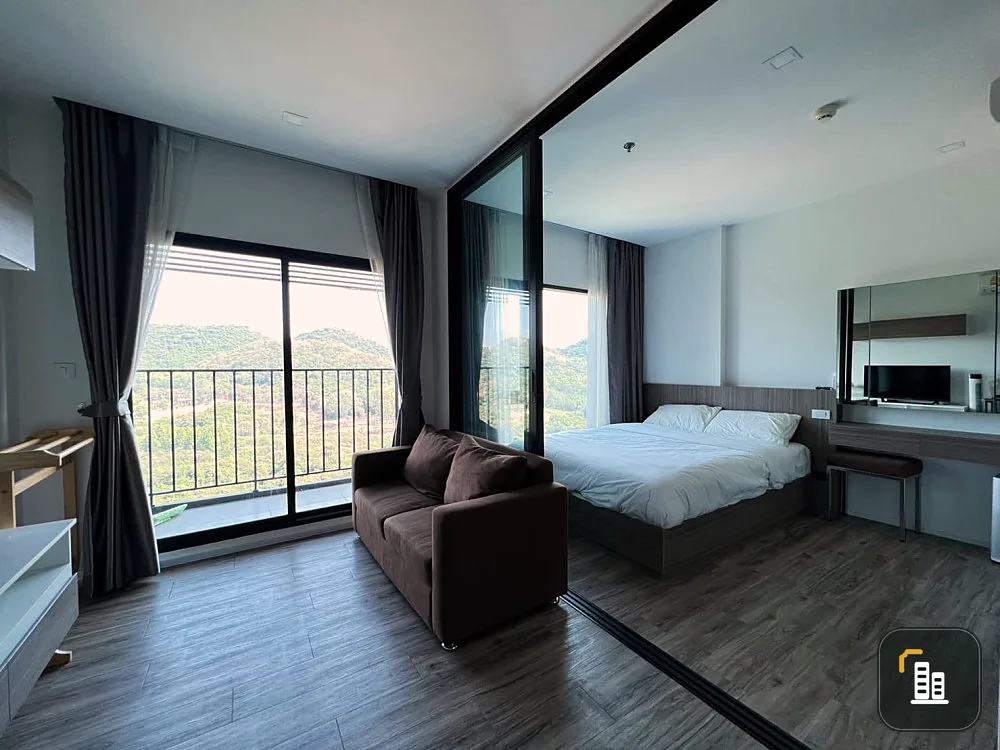 For rent Knights Bridge the Ocean Sriracha, spacious room, comfortable. divided into proportions If you miss it, you'll regret it.