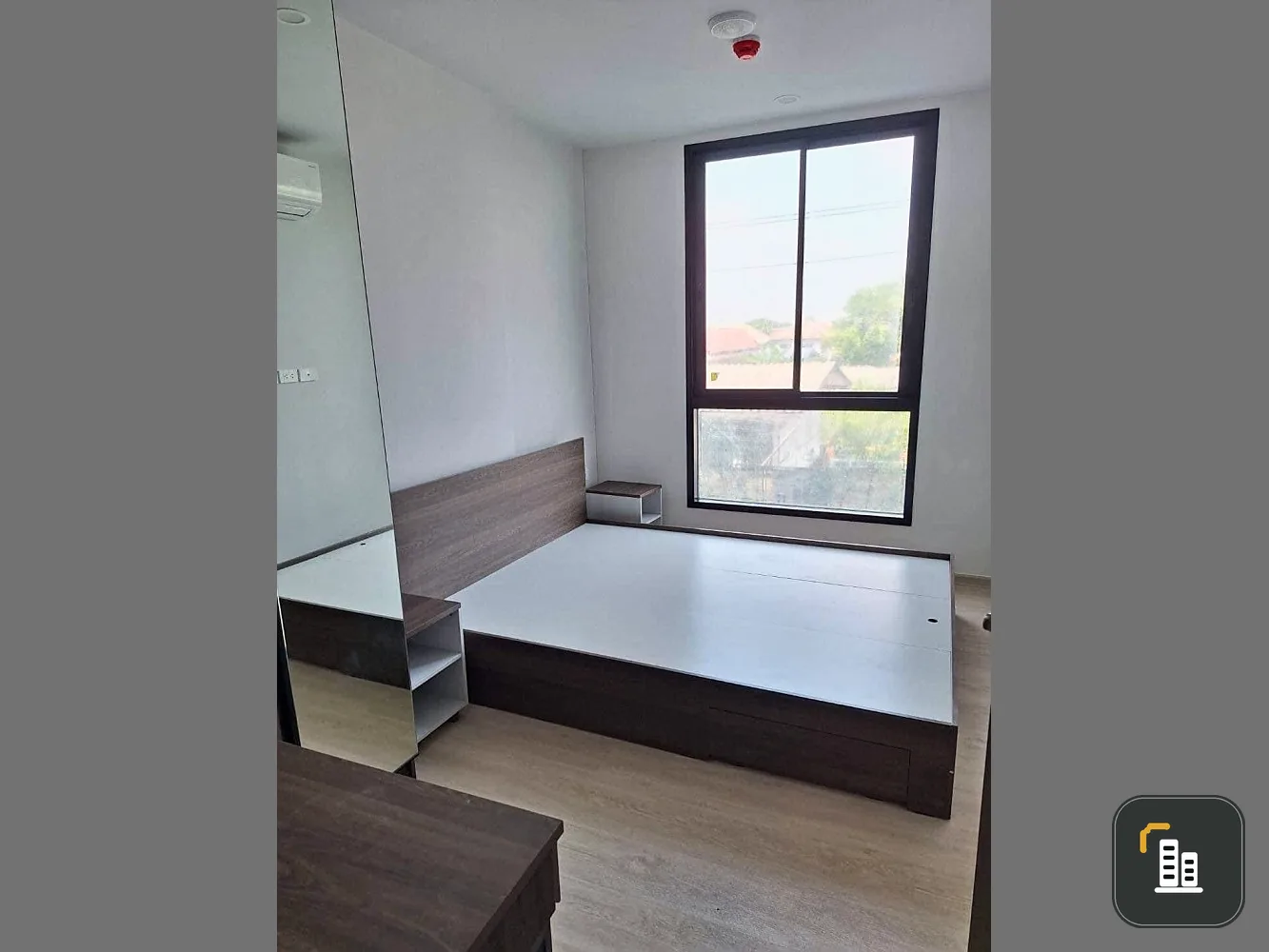 Down payment for sale, New Core Khu Khot Station, 1st floor, south facing, not hot, with a shady garden view, hurry to reserve and be the owner.