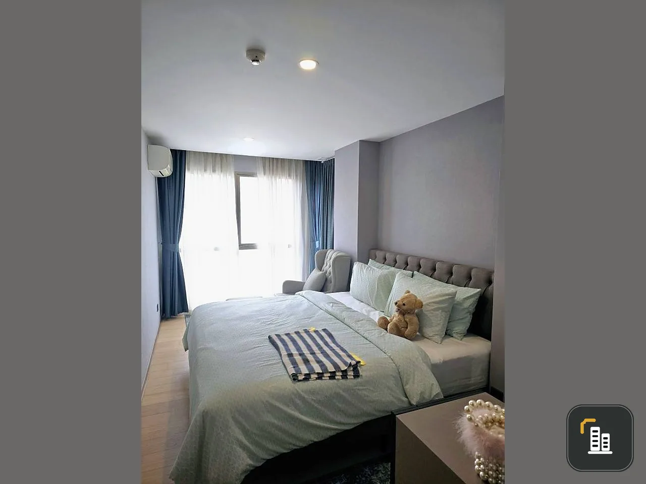For sale: Suan Bua Residence Ari - Ratchakru. The room is decorated in tones that are comfortable to the eye and very nice to live in. With complete f