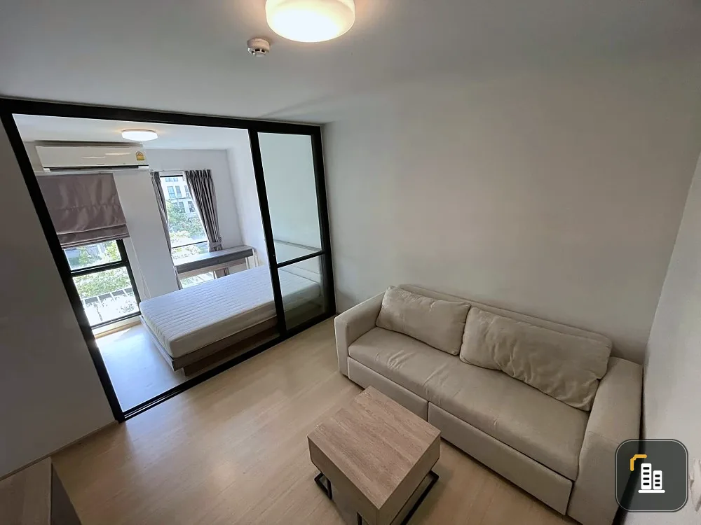 Urgent sale, Condo Unio Sukhumvit 72, separated rooms into proportions. Comes with a great price. Let me tell you, you definitely shouldn't miss it.