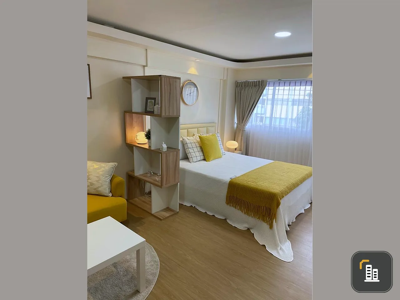 For sale: Lumpini Center Happyland Phase 1-4, STUDIO room, simply decorated, nice to live in, low price, reserve now.