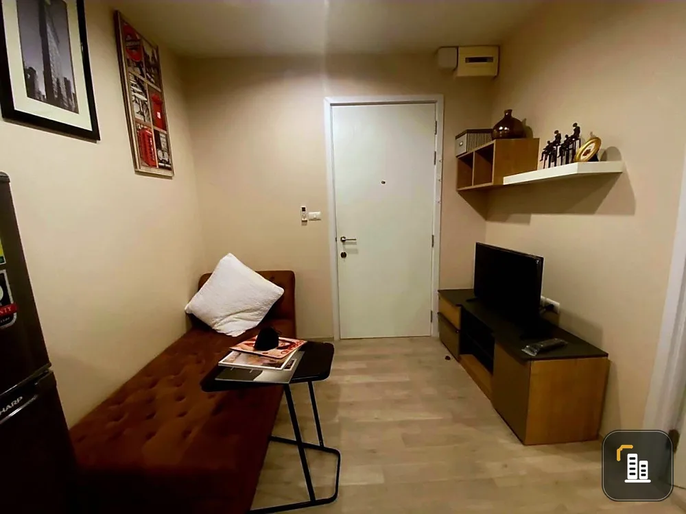 For sale: Plum Condo Central Station. Room decorated simply but livable. Central department store view Hurry and reserve before you miss out.