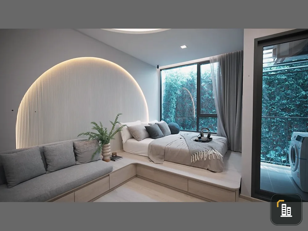 Down payment for sale, Reference Sathorn-Wongwian Yai, 12th floor, full view of the garden and pool, a great project that shouldn't be missed as an ow