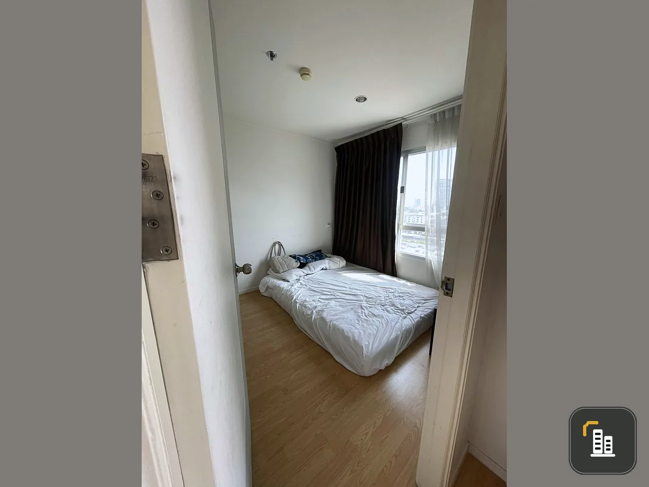 For sale: Lumpini Place Srinakarin-Hua Mak Station, Max Value view, complete with furniture and electrical appliances. Reserve now.