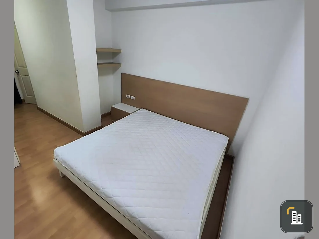 Urgent sale, City Home Rattanathibet Condo, 1 bedroom, 1 bathroom, fully equipped with wallpaper. Just carry your bag.