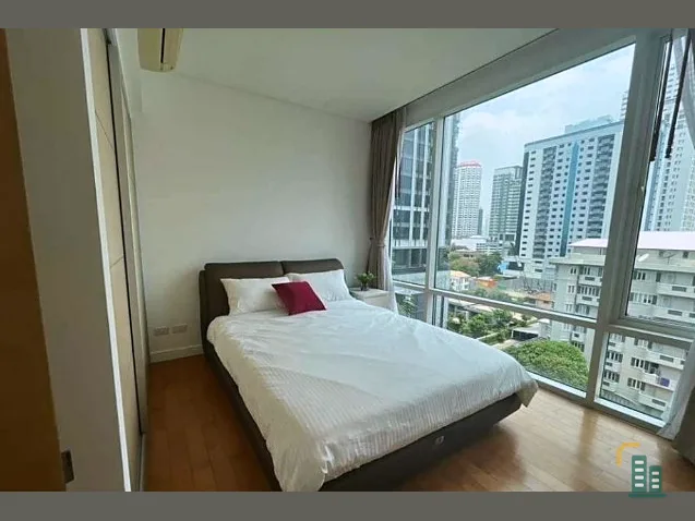 For rent, Fullerton Sukhumvit, 7th floor, spacious room, comfortable to live in, comes with complete decorations. Book now, don't wait.