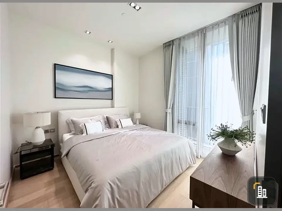 For sale or rent 28 CHIDLOM, luxuriously decorated, very stylish, great Buit-In throughout the whole room, reserve first, get first, hurry.