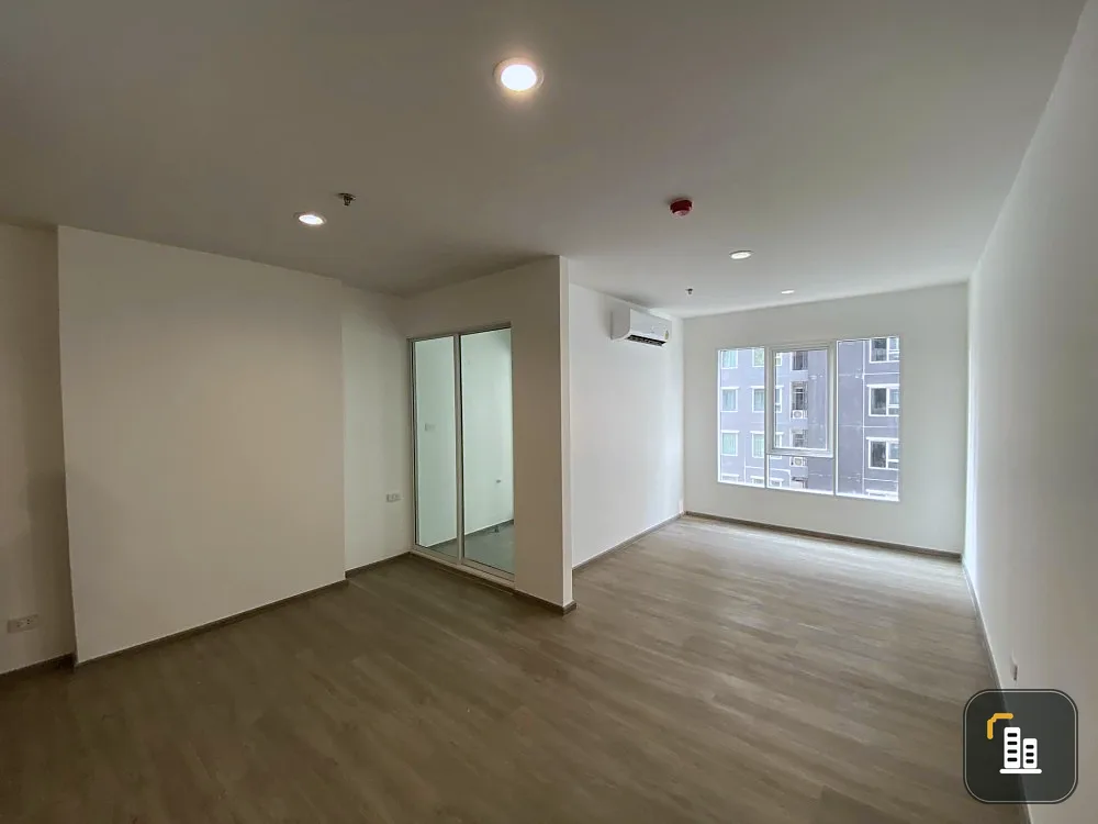 For sale: Regent Home Bangson Phase 2, 13th floor, empty room, STUDIO, open and airy, easy on the eyes, can't reserve now, urgent.