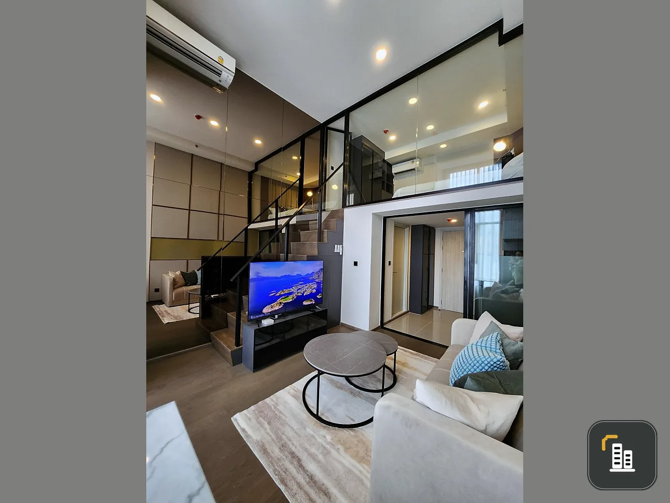 For RENT PARK Origin Chula-samyan, 2-story loft-in loft-in room.
