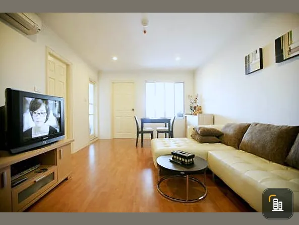 For sale Lumpini Ville Sukhumvit 77, open view, comfortable to the eye, spacious room. Comes with a long sofa, very comfortable to sit on. Reserve now