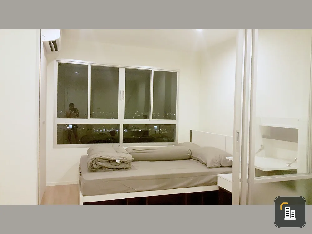 Condo for sale, Lumpini Ville Prachachuen-Phong Phet, 2 high floors, bright, comfortable rooms. Divide the glass into proportions. Hurry and reserve
