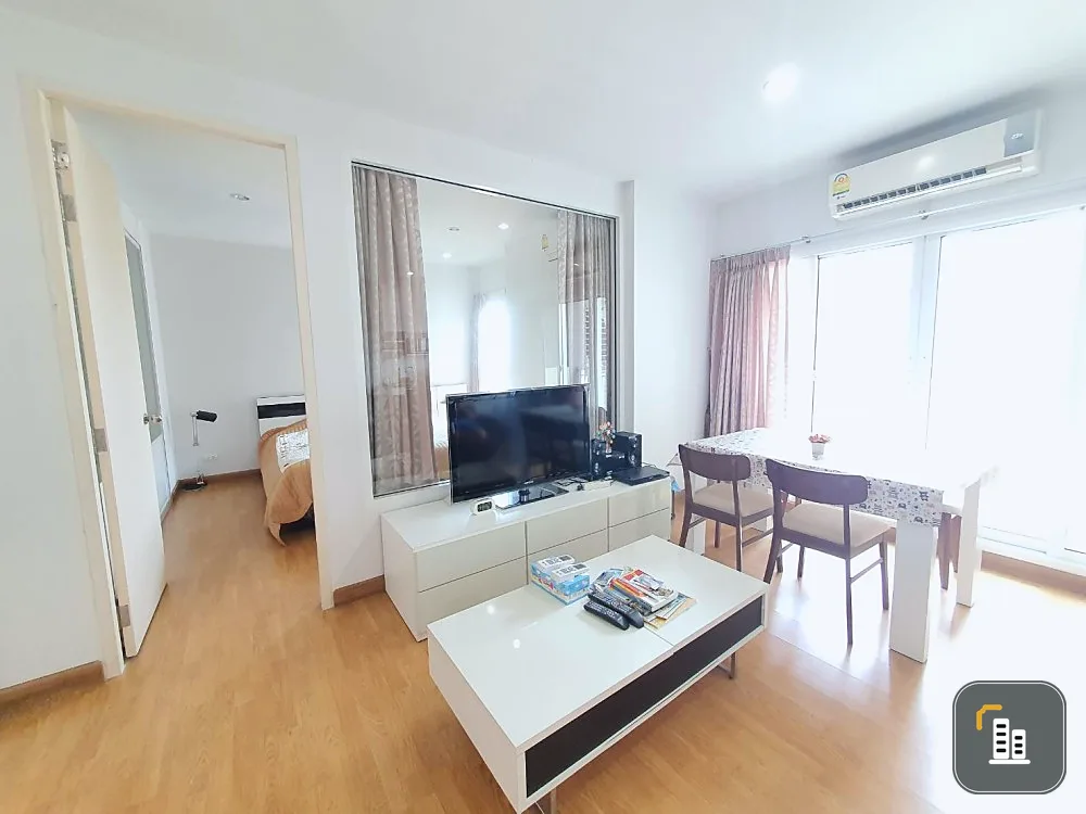 Condo for sale: The Parkland Grand Taksin, high floor, very spacious room. Separate rooms into sections, complete in one place.