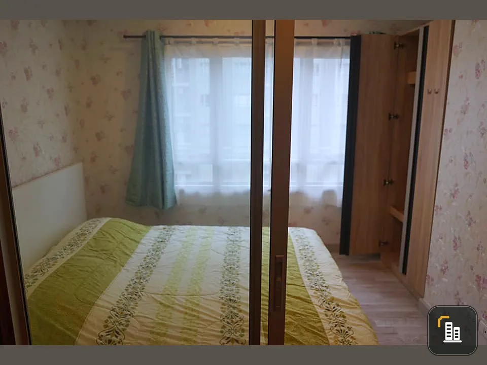 Urgent sale: Manor Sanambinnam, wallpaper installed, fully furnished, just drag your bags.