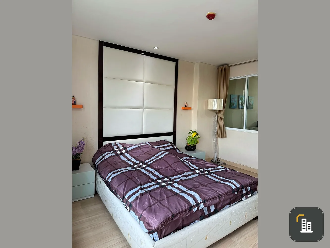 Condo for rent, The Address Pathumwan, spacious room. Lots of usable space Definitely worth the price, don't miss it.