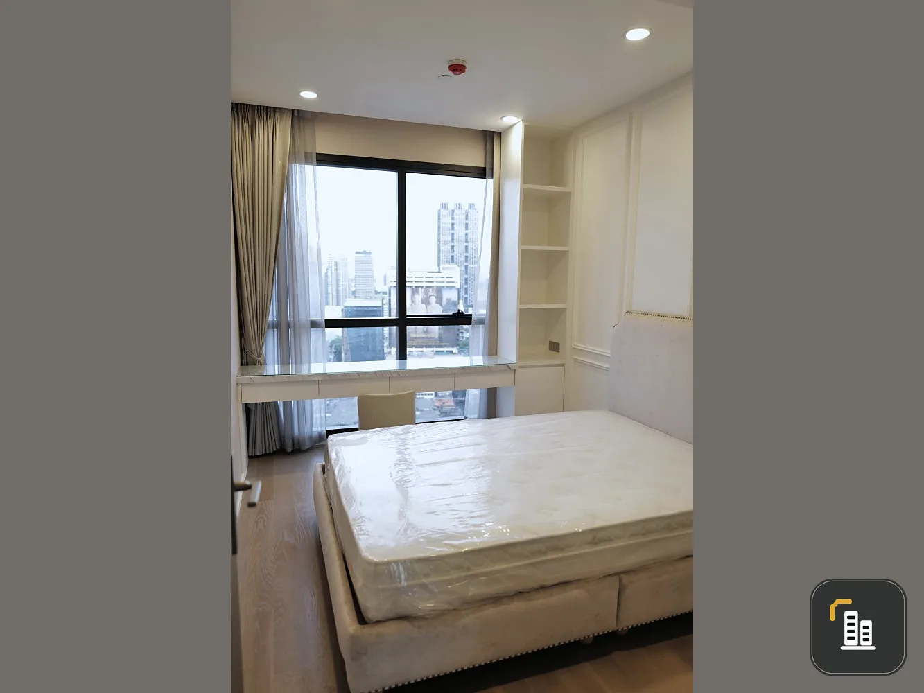 Condo for rent, Ashton Chula - Silom, high floor, city view, beautifully decorated with built-ins. Can't miss it anymore.