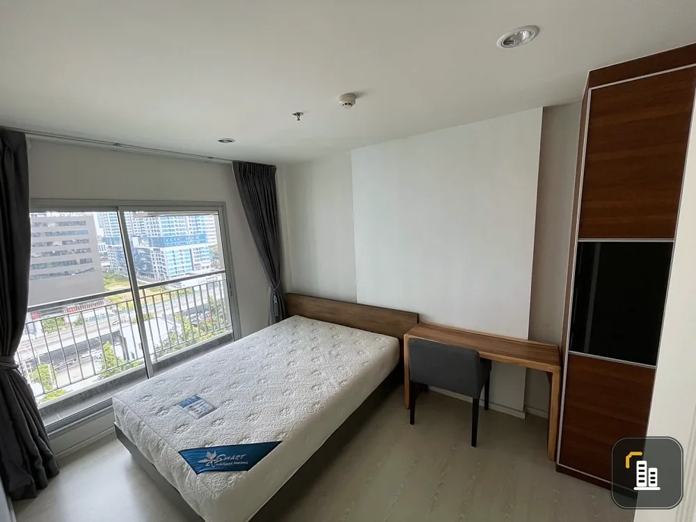 Condo for rent, Ashton Chula-Silom, 32nd floor, spacious, comes with Buit-Ins, beautiful, fully furnished. If you don't reserve, you'll regret it.