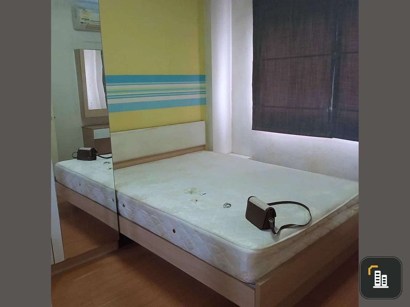 For sale: Lumpini Condo Town Rattanathibet, nice room, fully furnished + electrical appliances. Just drag your bag.